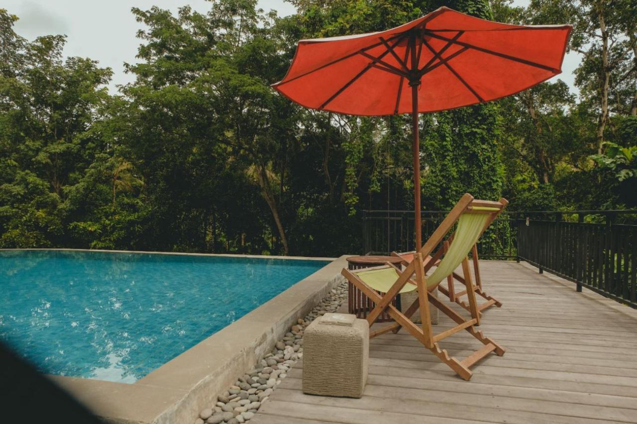 Sekar Arum Riverside Resort In Canggu Tanah Lot Екстериор снимка
